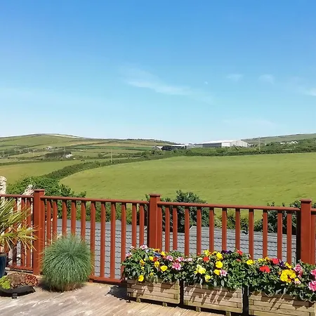 Bossiney Bay Holiday park *